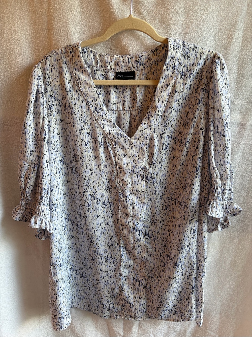 Jones New York Light Blue and Navy Speckled V-Neck Blouse